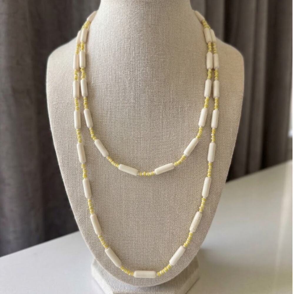 Vintage White Yellow Seed Bead Long Necklace Lightweight Petite Beaded Jewelry